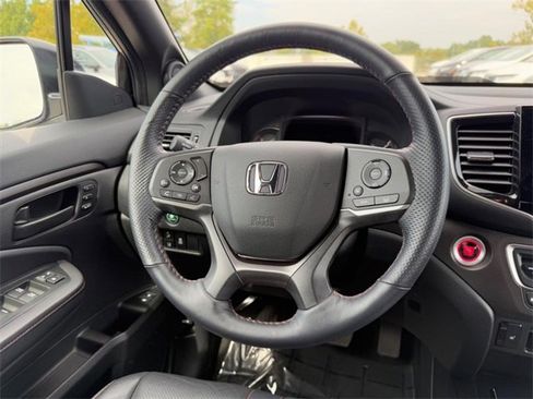 Used 2024 Honda Passport TrailSport image 13