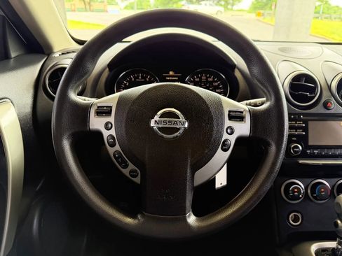 Used 2015 Nissan Rogue S w/ Convenience Package FWD image 10