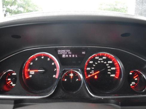 Used 2017 GMC Acadia Limited SLT FWD image 17