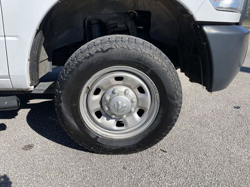 Used 2018 RAM 2500 Tradesman image 47