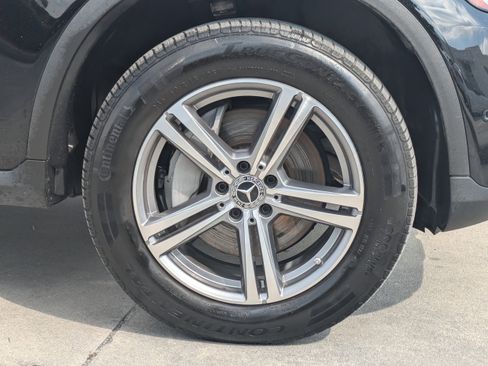 Used 2022 Mercedes-Benz GLC 300 4MATIC image 11