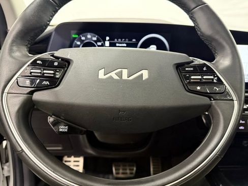 Used 2023 Kia Niro Wave image 39