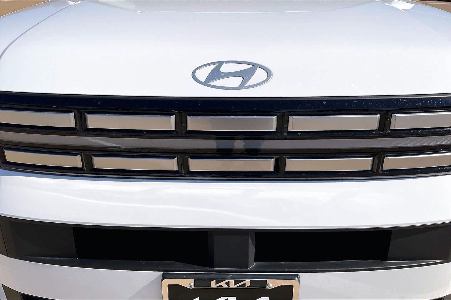 Used 2026 Hyundai Santa Fe SE FWD image 31