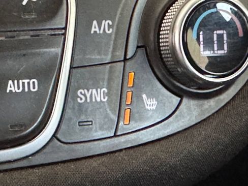 Used 2024 Chevrolet Malibu LT FWD image 5