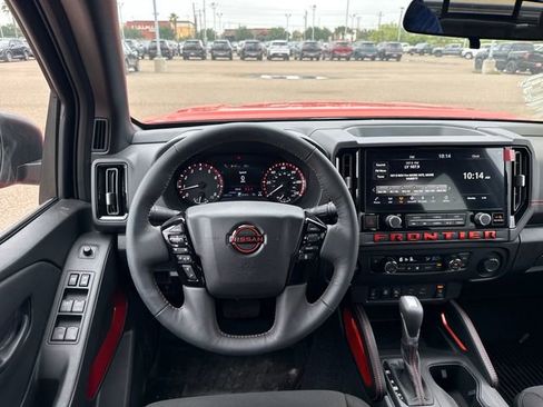 Certified 2026 Nissan Frontier PRO-4X w/ Tow Package AWD/4WD image 13