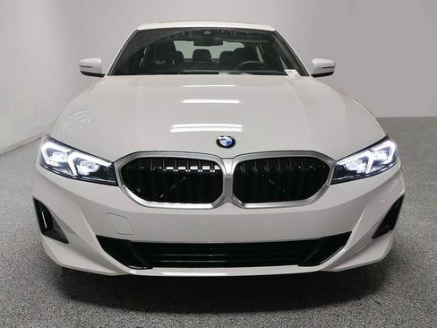 Used 2026 BMW 330i Sedan RWD image 2