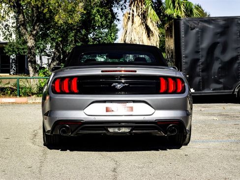 Used 2023 Ford Mustang Premium image 6