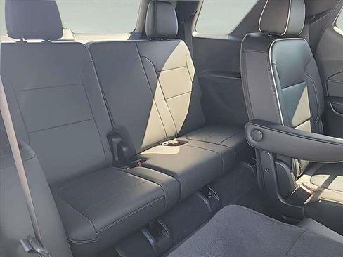 Used 2023 Chevrolet Traverse Premier w/ Redline Edition AWD/4WD image 31