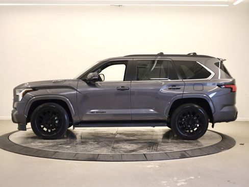 Used 2024 Toyota Sequoia SR5 w/ SR5 Premium Package image 6