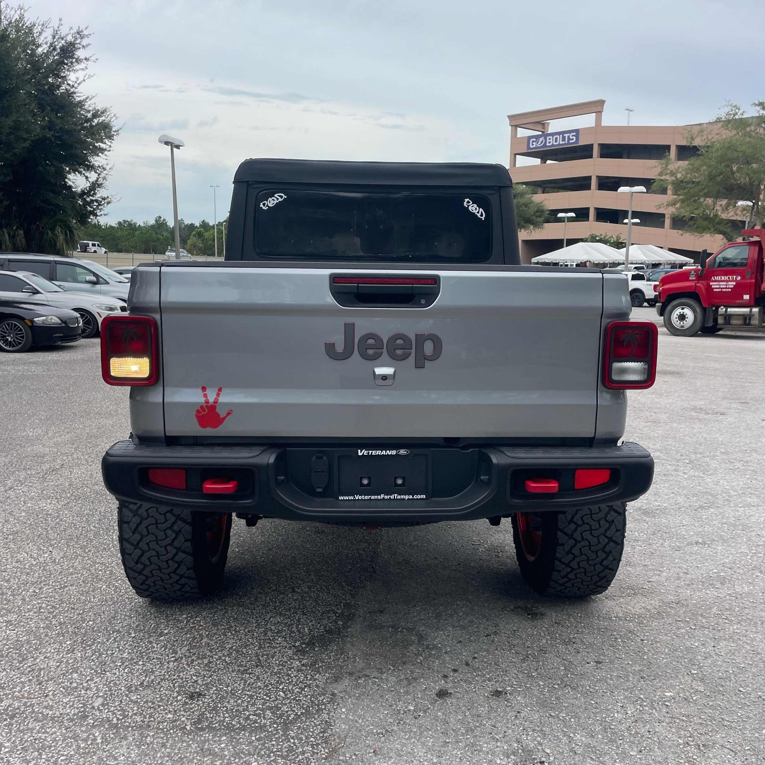 Used 2021 Jeep Gladiator Rubicon AWD/4WD image 9