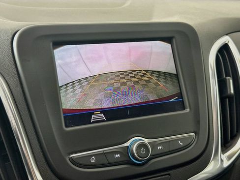 Used 2021 Chevrolet Equinox LT FWD image 14