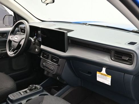 New 2025 Ford Maverick XL image 28