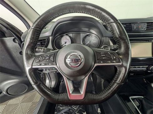 Used 2018 Nissan Rogue Sport SL w/ SL Premium Package image 11