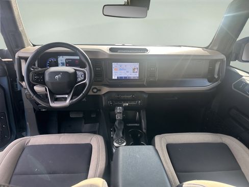 Used 2021 Ford Bronco Big Bend w/ Sasquatch Package image 11