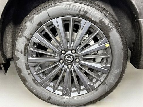 New 2026 Nissan Pathfinder SL w/ SL Premium Package AWD/4WD image 9