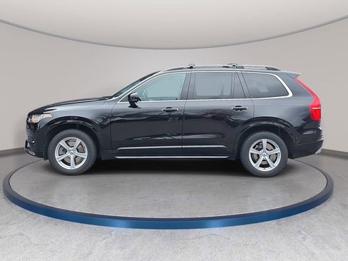 Used 2016 Volvo XC90 T5 Momentum image 9