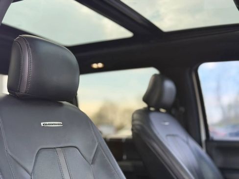 Used 2016 Ford F150 Platinum w/ Equipment Group 701A Luxury image 17