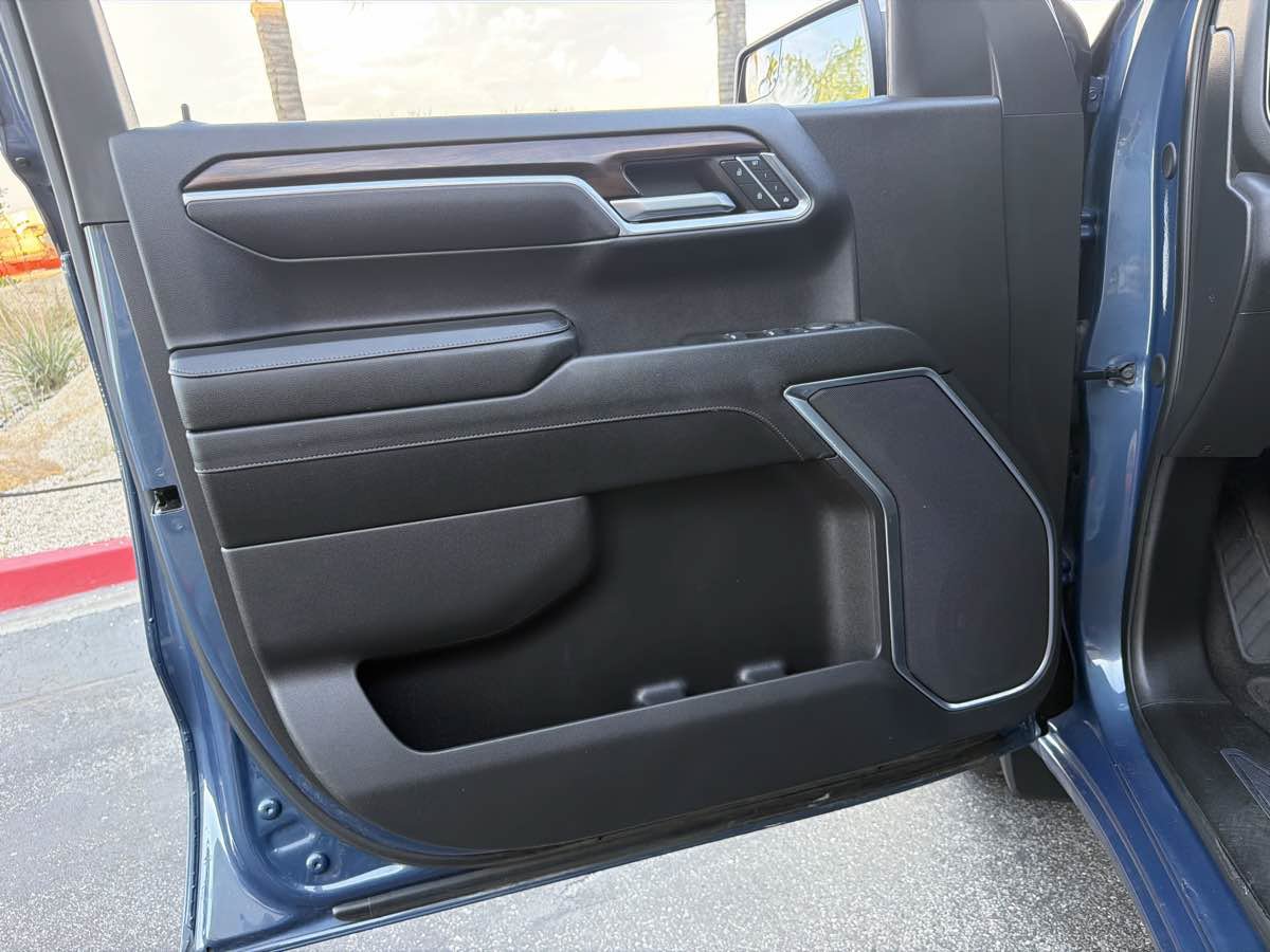 Used 2024 GMC Sierra 1500 SLT AWD/4WD image 24