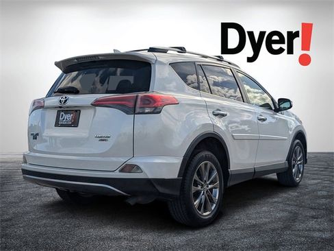 Used 2018 Toyota RAV4 Limited image 3