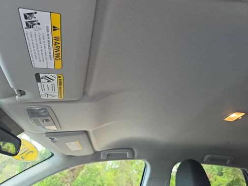 Used 2025 Mitsubishi Outlander Sport ES AWD/4WD image 29