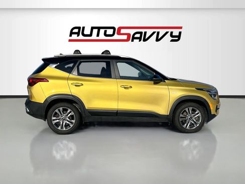 Used 2023 Kia Seltos S w/ Navigation Package image 8