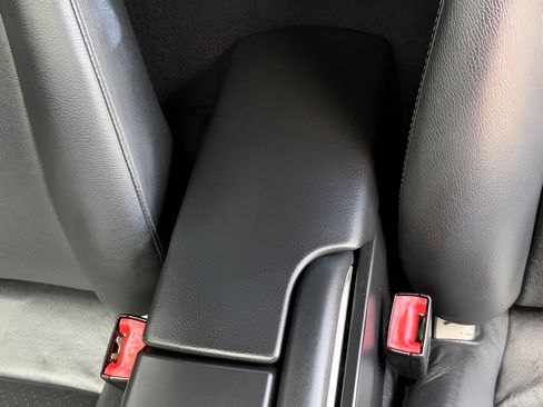 Used 2011 Porsche Boxster RWD image 34