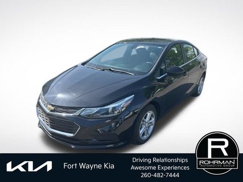 Used 2016 Chevrolet Cruze LT w/ Sun And Sound Package FWD image 1