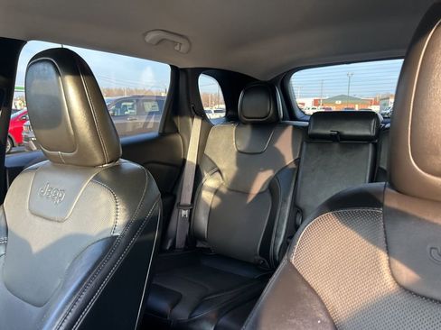 Used 2022 Jeep Cherokee Latitude Lux image 10