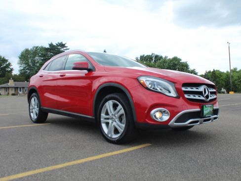 Used 2020 Mercedes-Benz GLA 250 4MATIC image 12