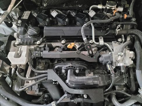 Used 2024 Toyota Corolla LE FWD image 30