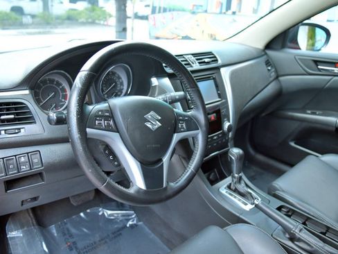 Used 2013 Suzuki Kizashi Sport SLS AWD/4WD image 18