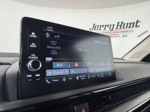 Used 2025 Honda CR-V EX-L image 28