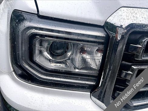 Used 2018 GMC Sierra 1500 SLE w/ SLE Value Package AWD/4WD image 22