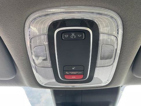 Used 2024 Hyundai Elantra Blue FWD image 18