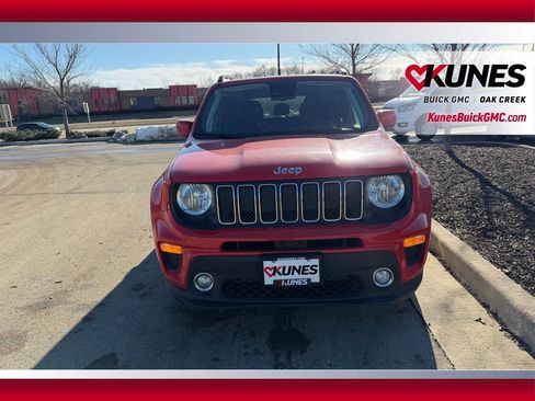 Used 2021 Jeep Renegade Latitude w/ Convenience Group image 3