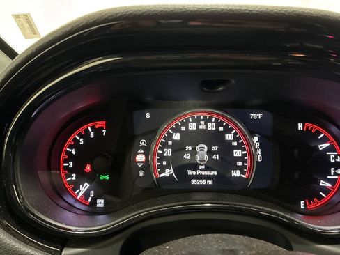 Used 2025 Dodge Durango GT AWD/4WD image 17