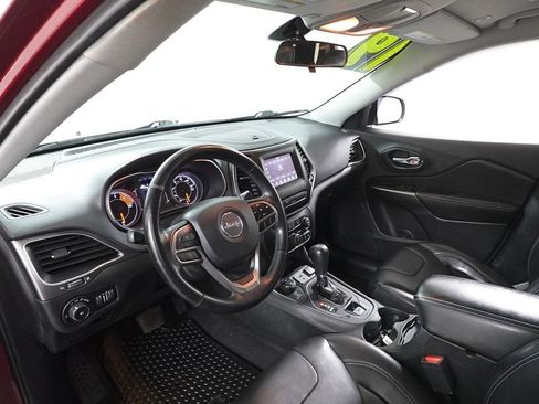 Used 2019 Jeep Cherokee Latitude Plus w/ Cold Weather Group image 13