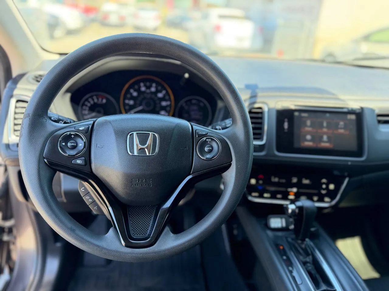Used 2018 Honda HR-V EX image 48