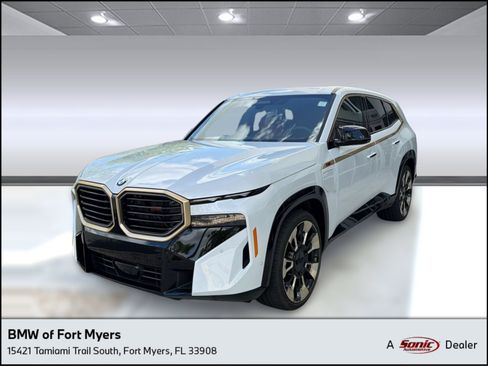 Used 2026 BMW XM Label Red AWD/4WD image 1