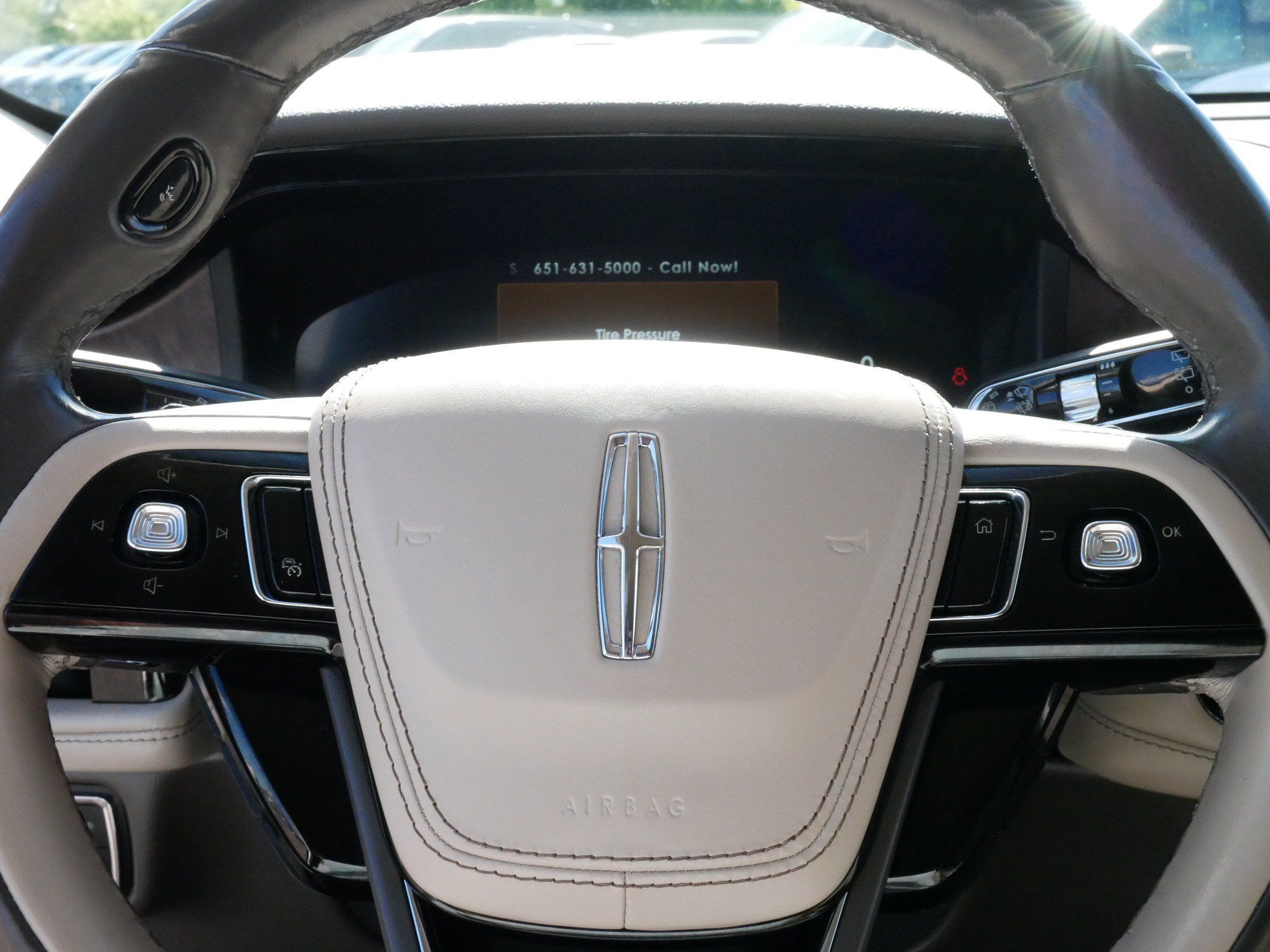 Used 2022 Lincoln Aviator Reserve w/ Equipment Group 201A AWD/4WD image 25