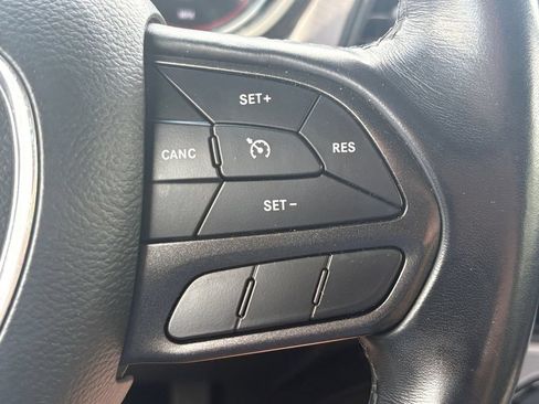 Used 2023 Dodge Challenger SXT RWD image 20