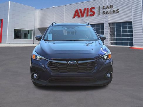 Used 2024 Subaru Crosstrek 2.0i Premium image 2
