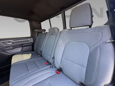 Used 2023 RAM 1500 Big Horn AWD/4WD image 5