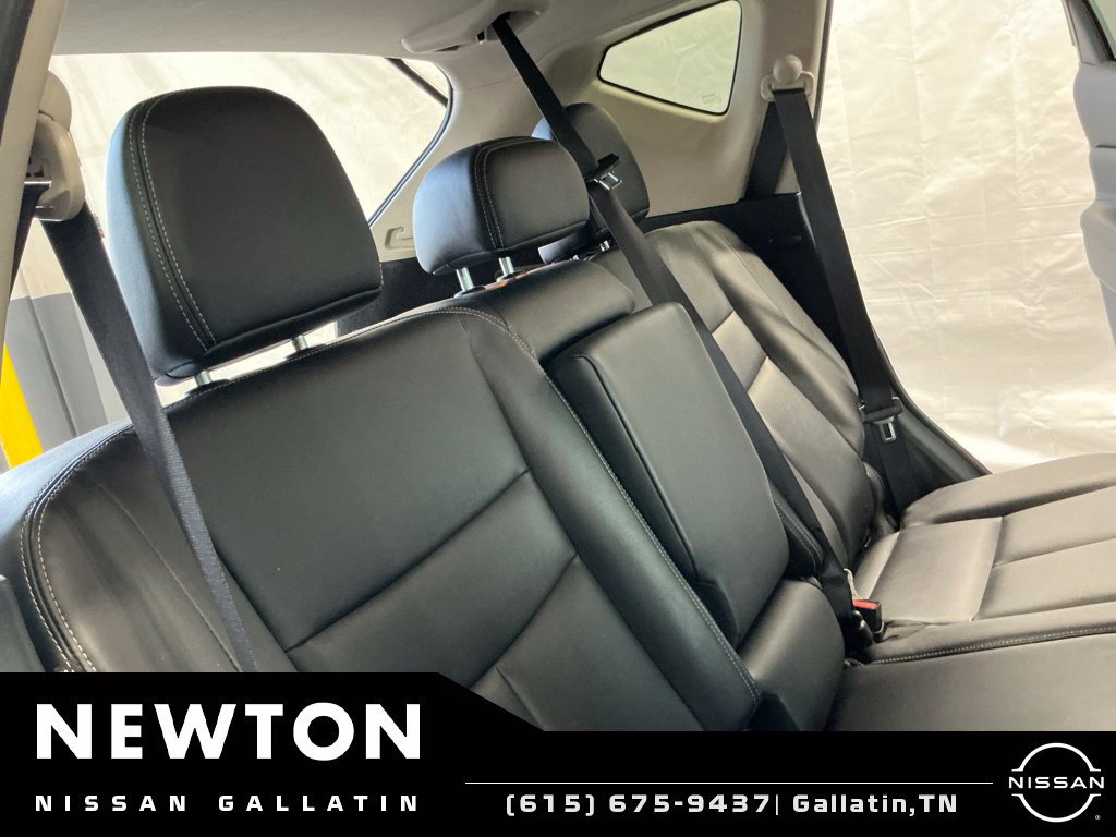 Used 2022 Nissan Murano SV w/ SV Midnight Edition Package AWD/4WD image 19