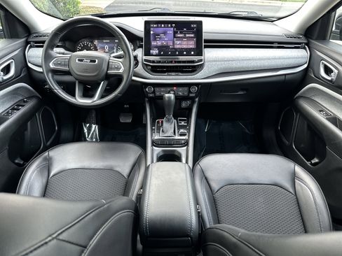 Used 2022 Jeep Compass Latitude w/ Convenience Group image 16