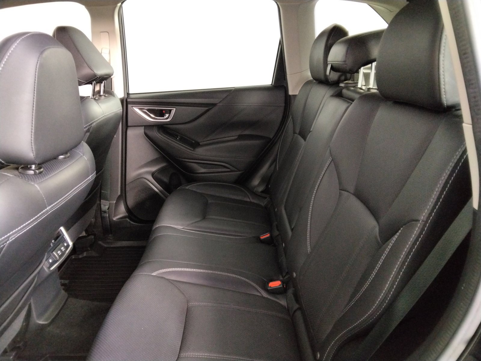 Used 2022 Subaru Forester Touring AWD/4WD image 32