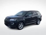 Used 2016 Ford Explorer XLT w/ Equipment Group 202A image 4