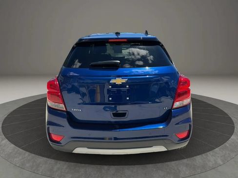 Used 2017 Chevrolet Trax LT w/ Driver Confidence Package FWD image 6