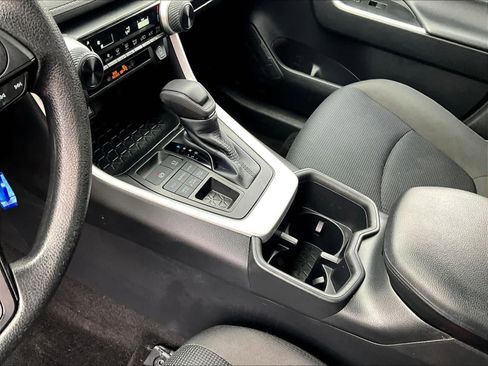 Used 2023 Toyota RAV4 LE AWD/4WD image 20