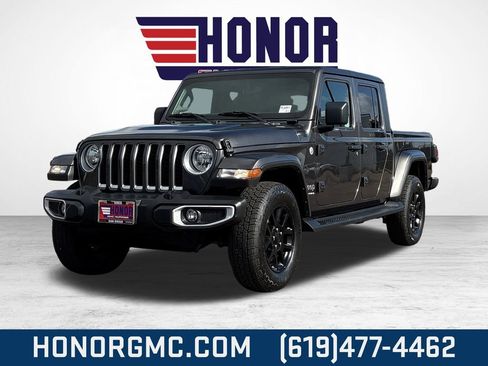 Used 2023 Jeep Gladiator Overland image 7